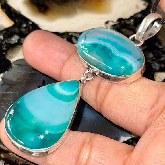 Botswana Lace Agate Pendant 2 7/8” - Picture 11 of 16